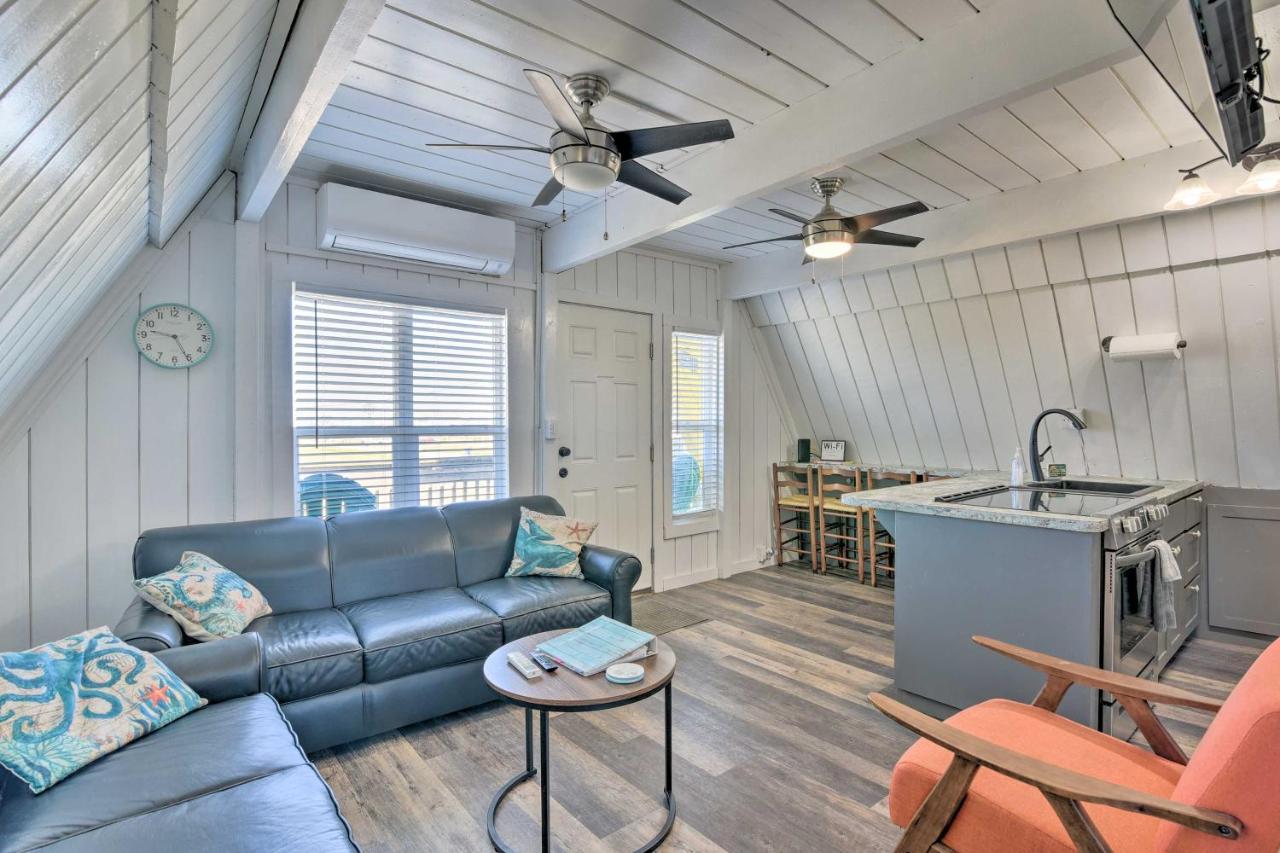 A-Frame Home With Deck - 2 Blocks To Surfside Beach! Esterno foto